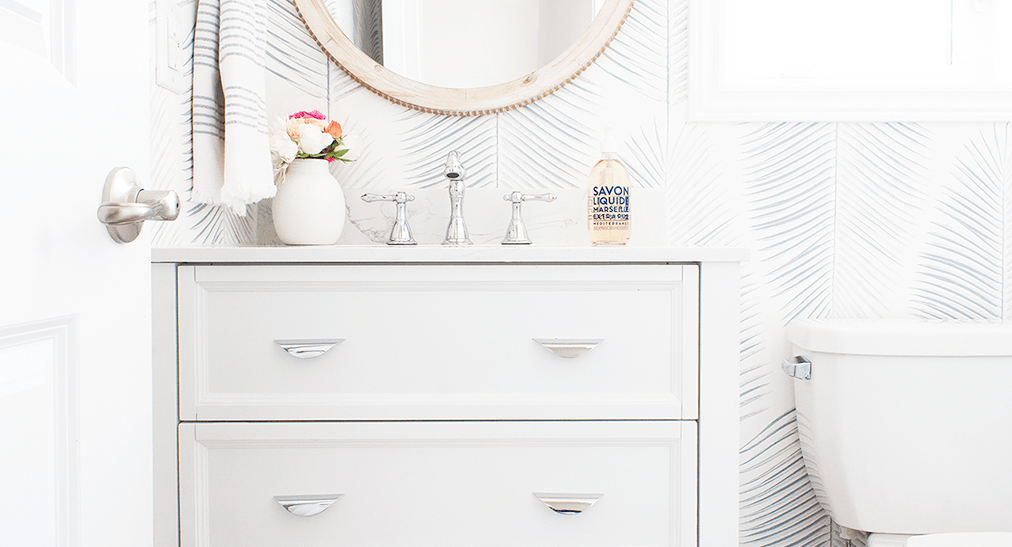 Coastal Powder Room&nbsp;Makeover